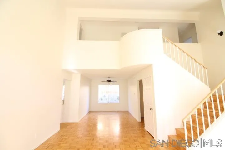 13942 Carmel Ridge Road San Diego, CA 92128 - Photo 8 of 23 Gallery Image 8