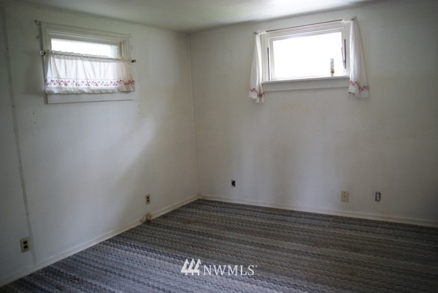 3470 Dyes Inlet Road Northwest Bremerton, WA 98312 - Photo 14 of 19 Gallery Image 14