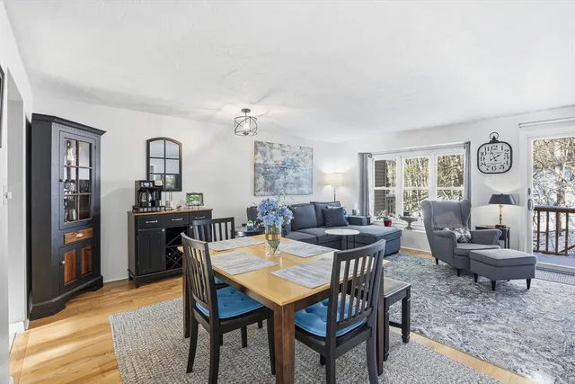 $359,999 | 25 Thayer Pond Drive, Unit 2, Oxford, MA 01537