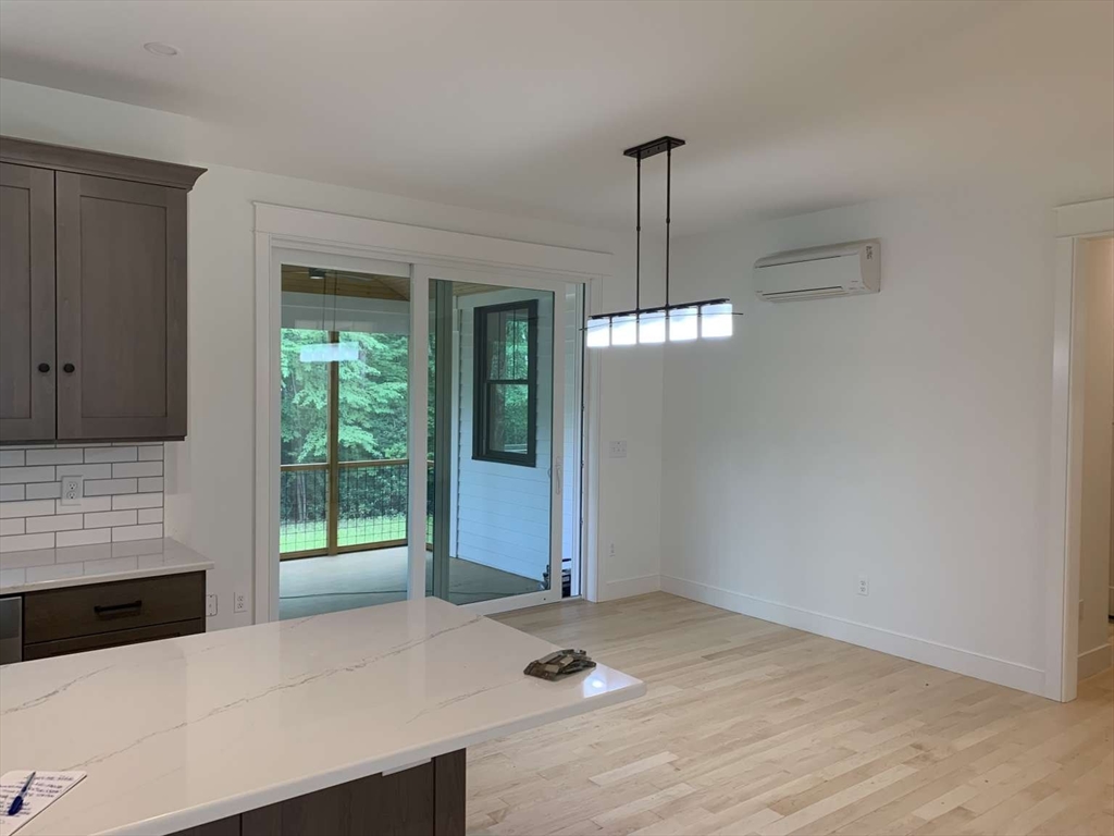 17 Stone Ridge Drive Northampton, MA 01062 - Photo 6 of 9