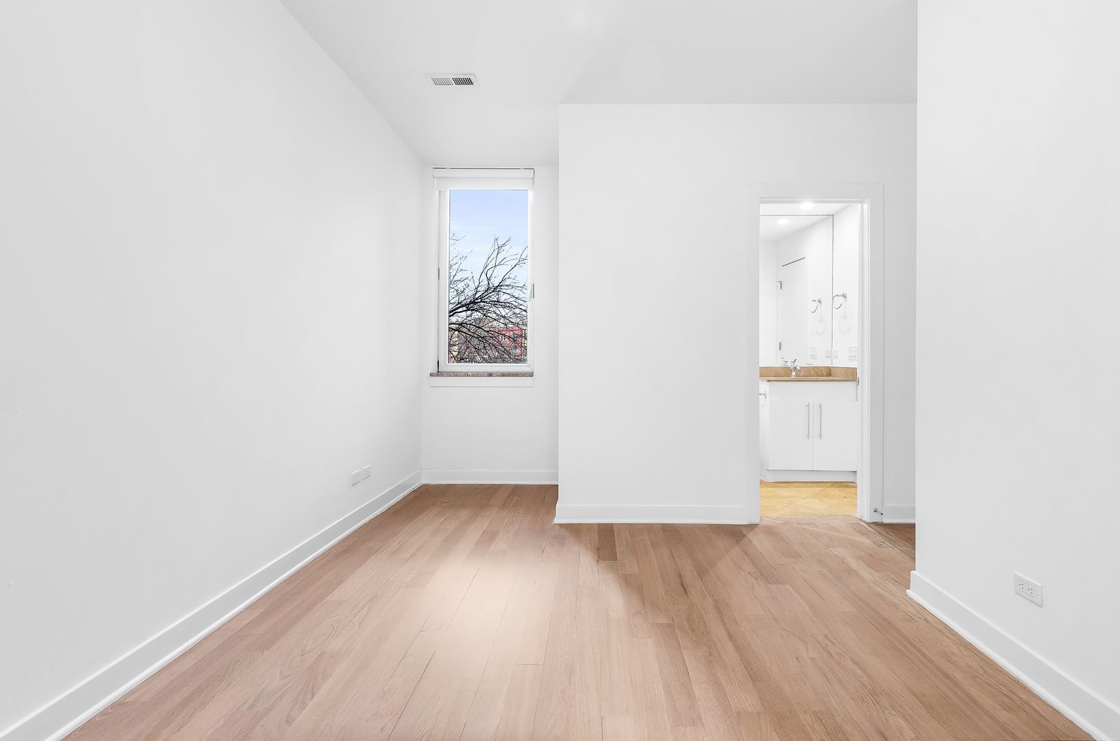 914 West Hubbard Street, Unit 304 Chicago, IL 60642 - Photo 17 of 22