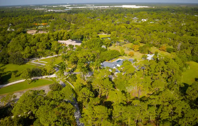 $3,994,970 | 13395 Running Water Road, Palm Beach Gardens, FL 33418