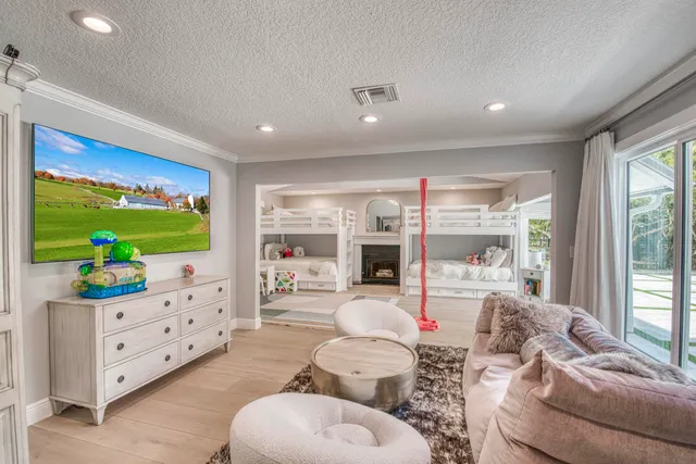 $3,994,970 | 13395 Running Water Road, Palm Beach Gardens, FL 33418