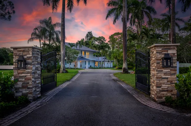 $3,994,970 | 13395 Running Water Road, Palm Beach Gardens, FL 33418