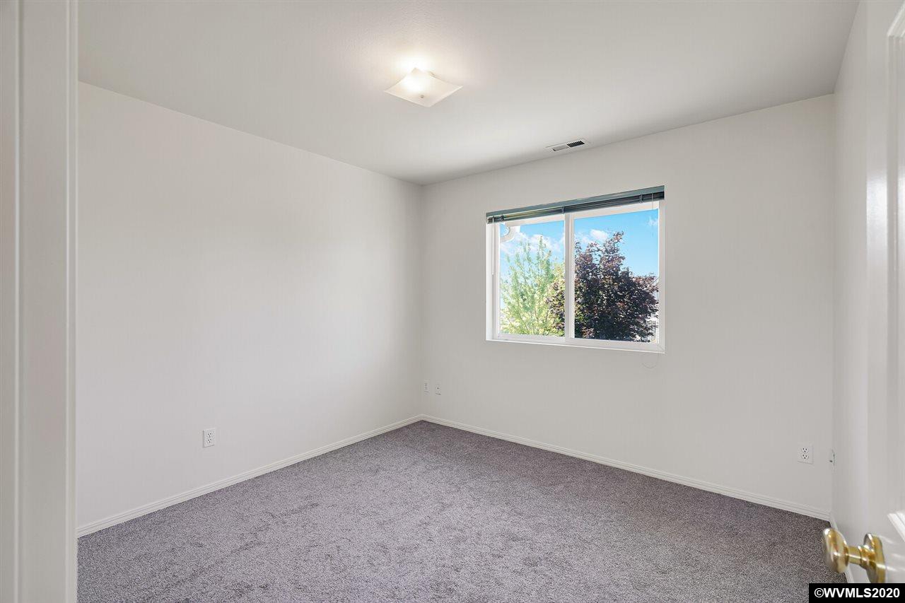 1620 Antelope Circle Southwest, Unit CL Albany, OR 97321 - Photo 18 of 31
