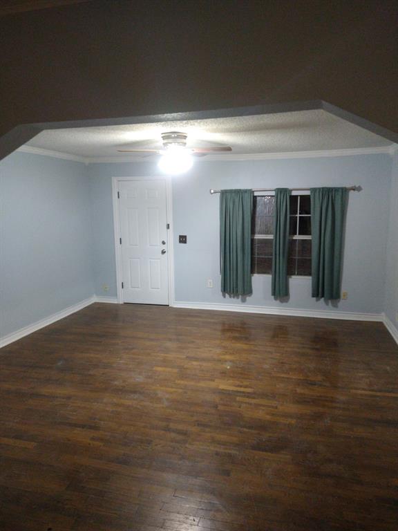 2817 Hickory Street Abilene, TX 79601 - Photo 2 of 11 a view of a room