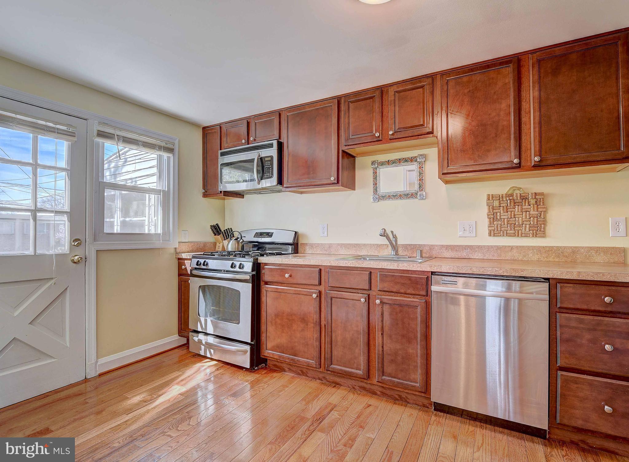 1369 Halstead Road Baltimore, MD 21234 - Photo 4 of 30 Kitchen