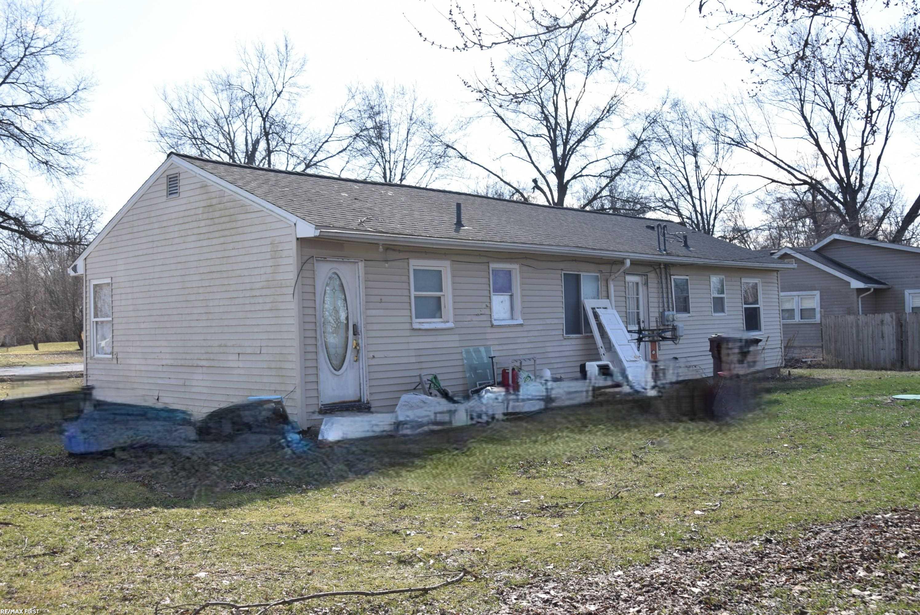 20150 Sherwood Road Belleville, MI 48111 - Photo 4 of 22