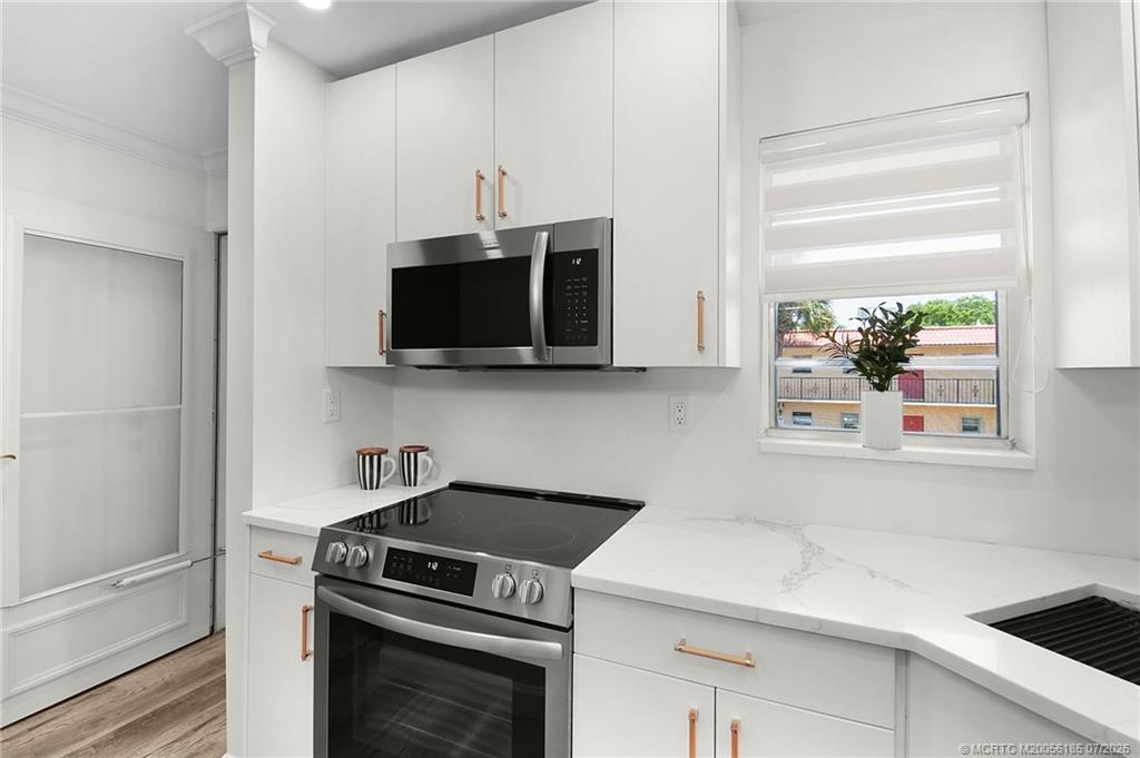 1957 Southwest Palm City Road, Unit 29H Stuart, FL 34994 - Photo 13 of 37