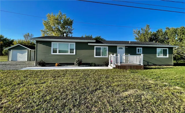 $339,900 | 17079 May Irwin Road, Clayton, NY 13624