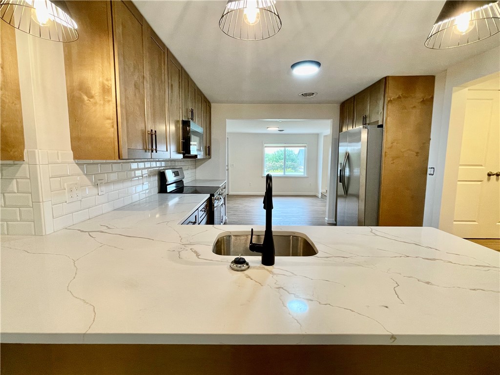 17079 May Irwin Road Clayton, NY 13624 - Photo 12 of 36