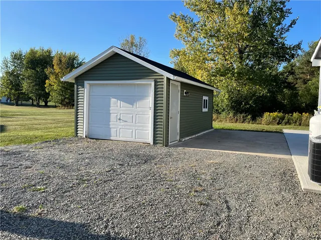 $339,900 | 17079 May Irwin Road, Clayton, NY 13624