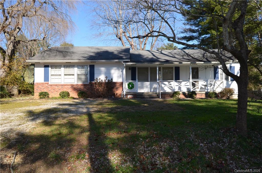 621 Higate Road Hendersonville, NC 28791 - Photo 4 of 4 Gallery Image 4
