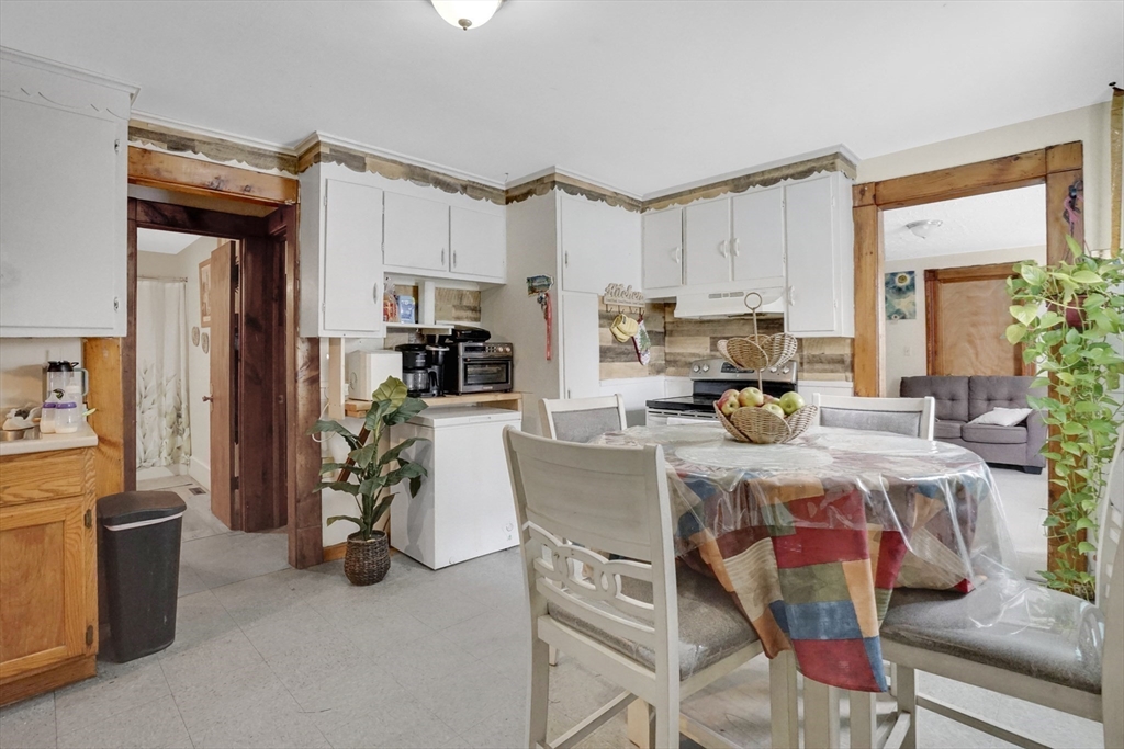 1584 Dwight Street Springfield, MA 01107 - Photo 8 of 37 Gallery Image 8