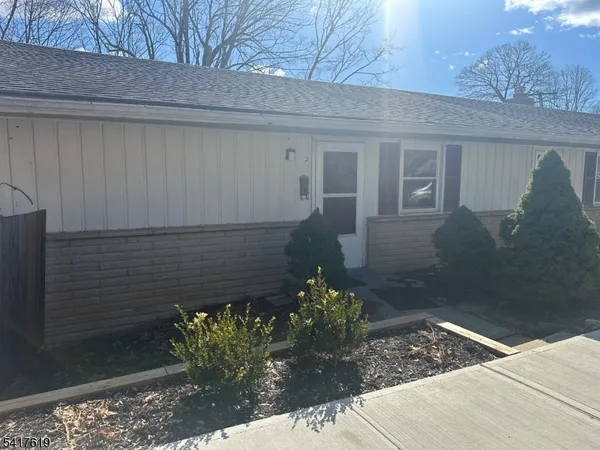 $2,000 | 2 Elizabeth Street, Unit 6, Dover, NJ 07801