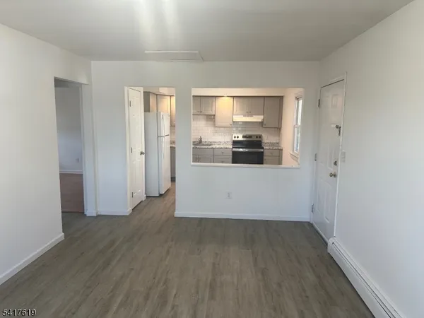 $2,000 | 2 Elizabeth Street, Unit 6, Dover, NJ 07801