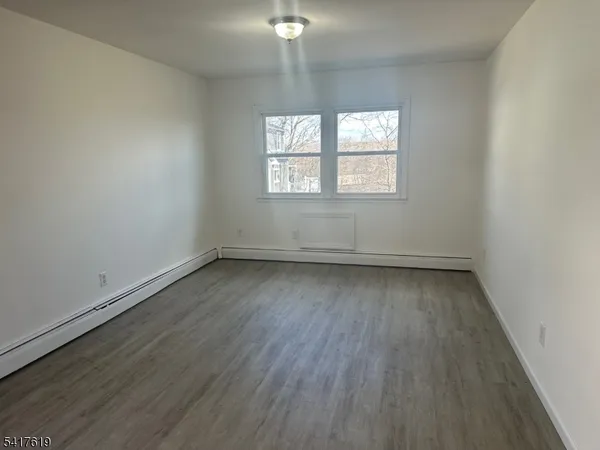 $2,000 | 2 Elizabeth Street, Unit 6, Dover, NJ 07801