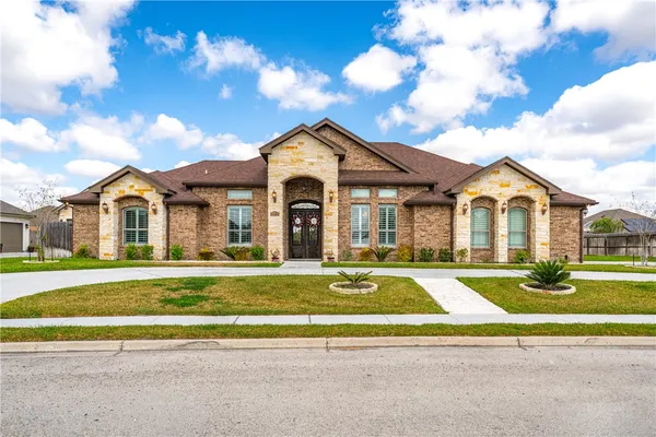$489,000 | 1864 The Grand Drive, Kingsville, TX 78363