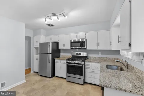$525,000 | 1201 Chillum Manor Road, Hyattsville, MD 20783