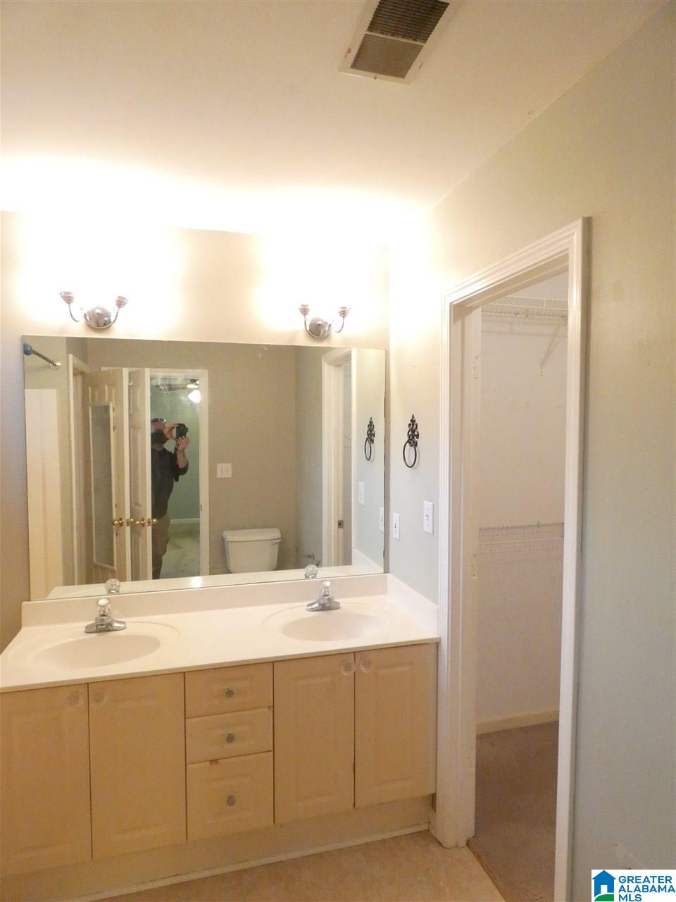 108 Hickory Point Drive Helena, AL 35080 - Photo 13 of 17