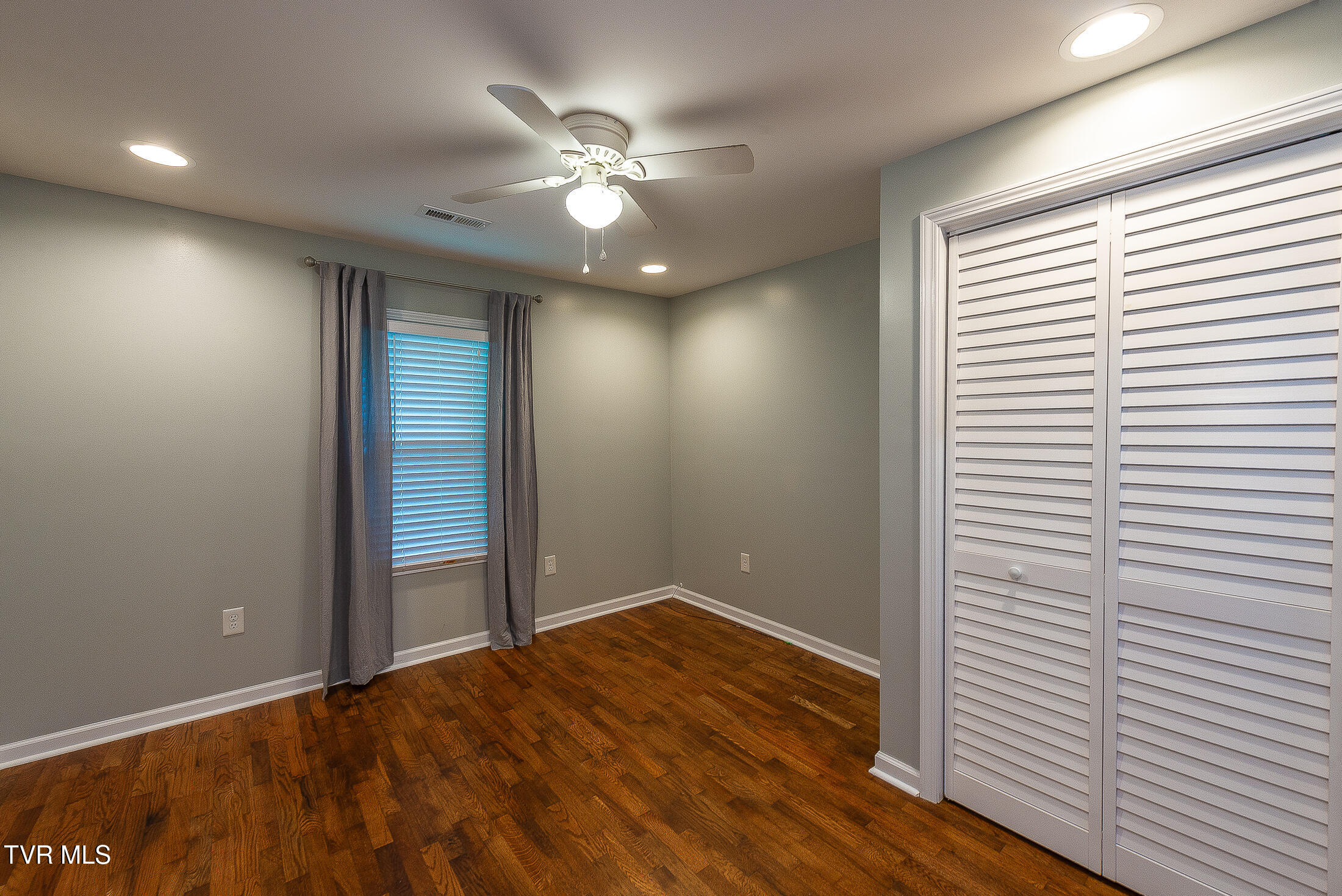 421 Lucy Road Kingsport, TN 37660 - Photo 25 of 36 DSC_8921
