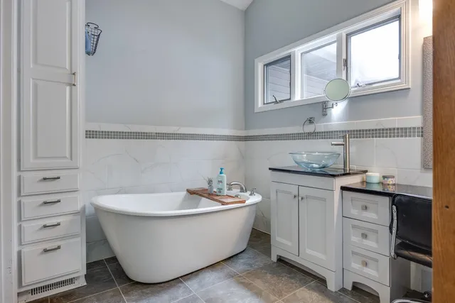 $450,000 | N7811 Kettle Moraine Drive, Whitewater, WI 53190