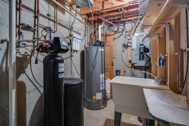 $450,000 | N7811 Kettle Moraine Drive, Whitewater, WI 53190