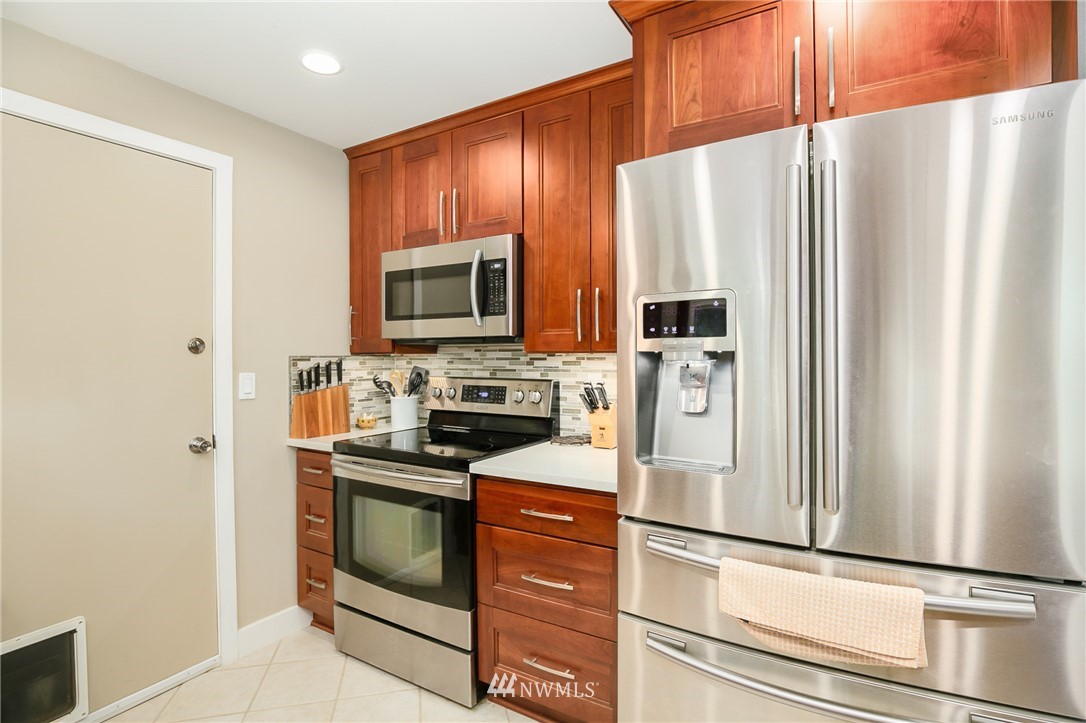 33 231st Street Southeast Bothell, WA 98021 - Photo 7 of 25