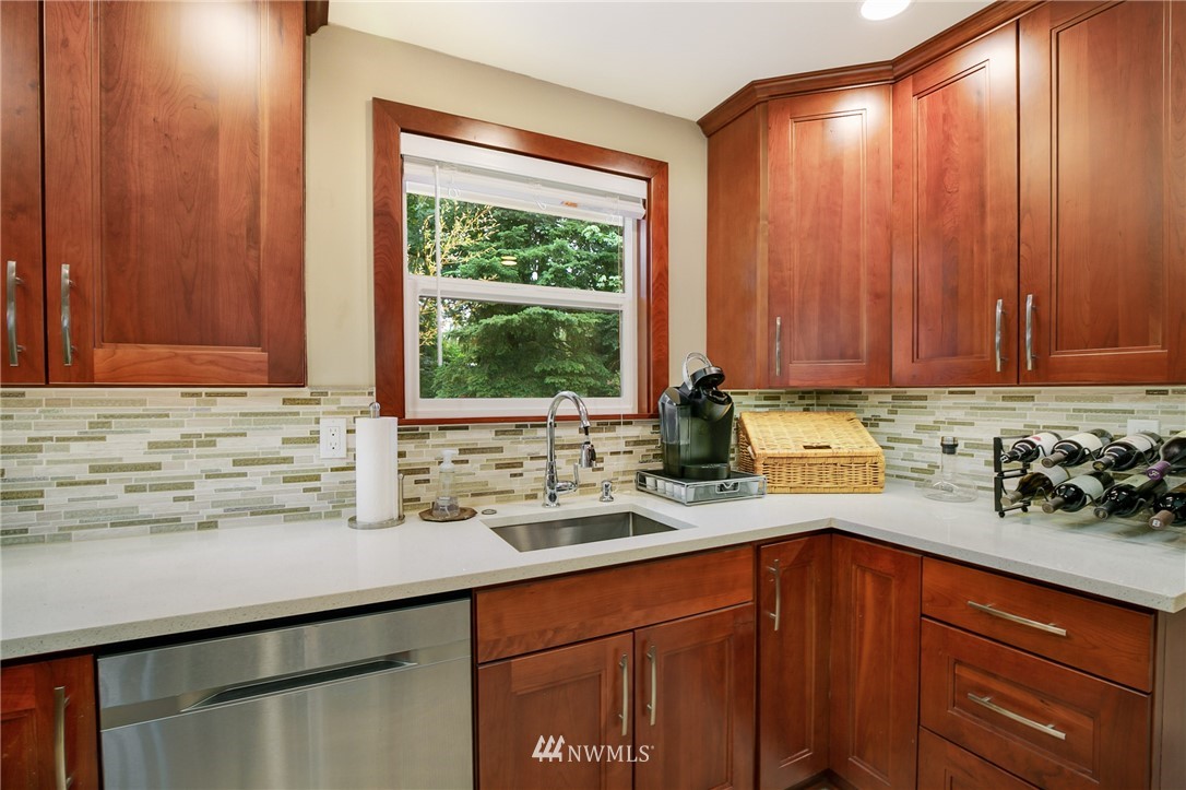 33 231st Street Southeast Bothell, WA 98021 - Photo 8 of 25