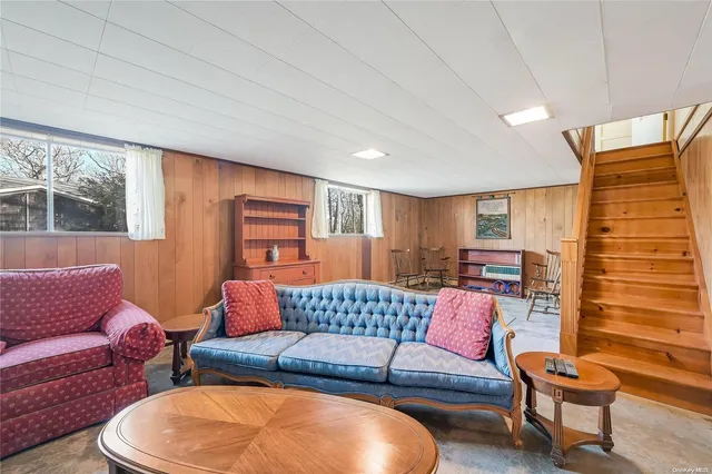 $8,000 | 415 Southern Cross Road, Cutchogue, NY 11935