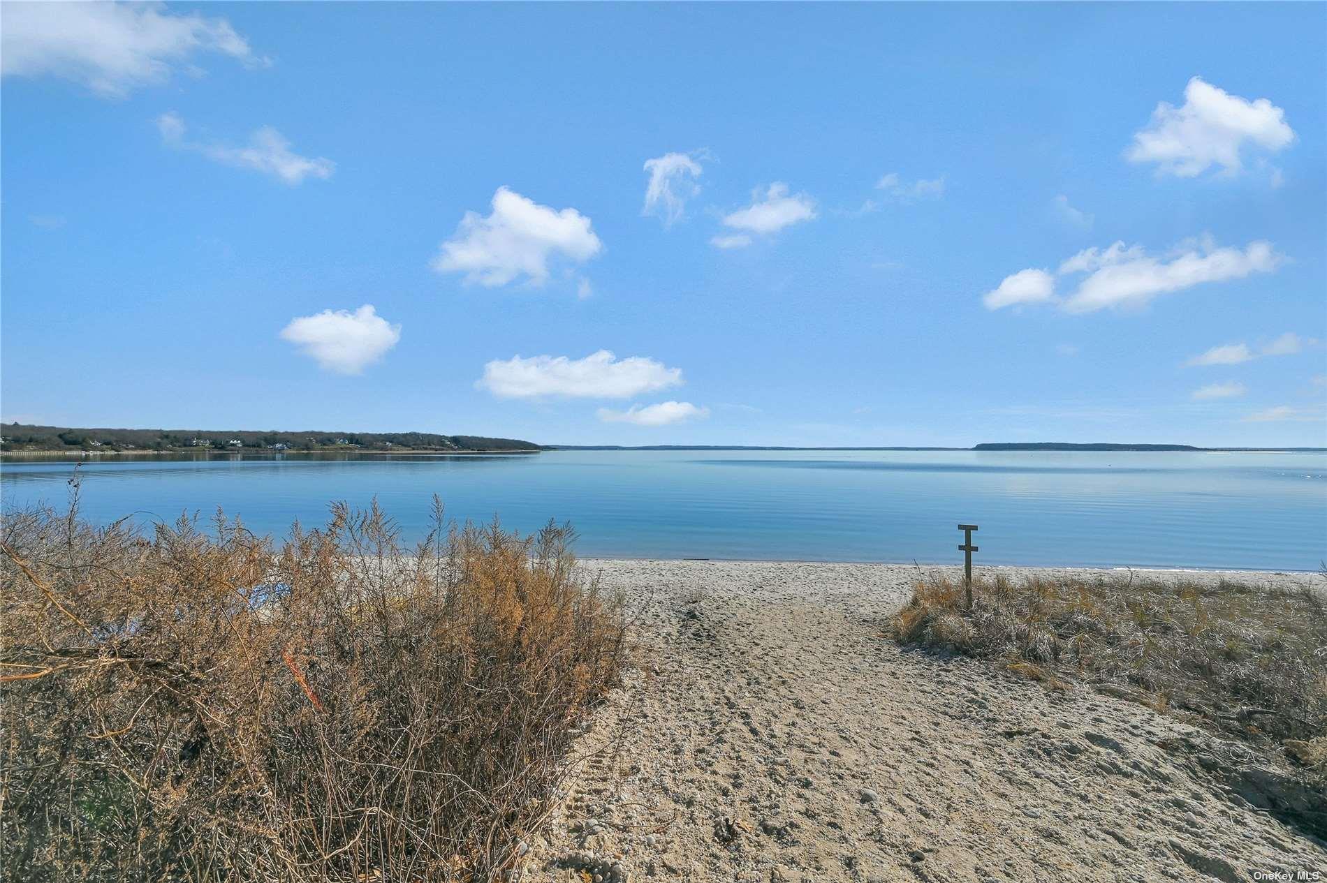 415 Southern Cross Road Cutchogue, NY 11935 - Photo 2 of 14 a view of a lake