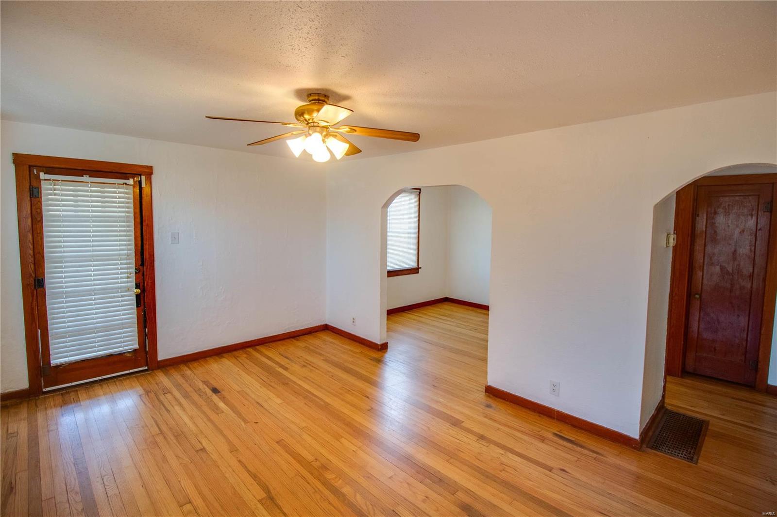 4608 Nameoki Road Granite City, IL 62040 - Photo 7 of 36 Gallery Image 7