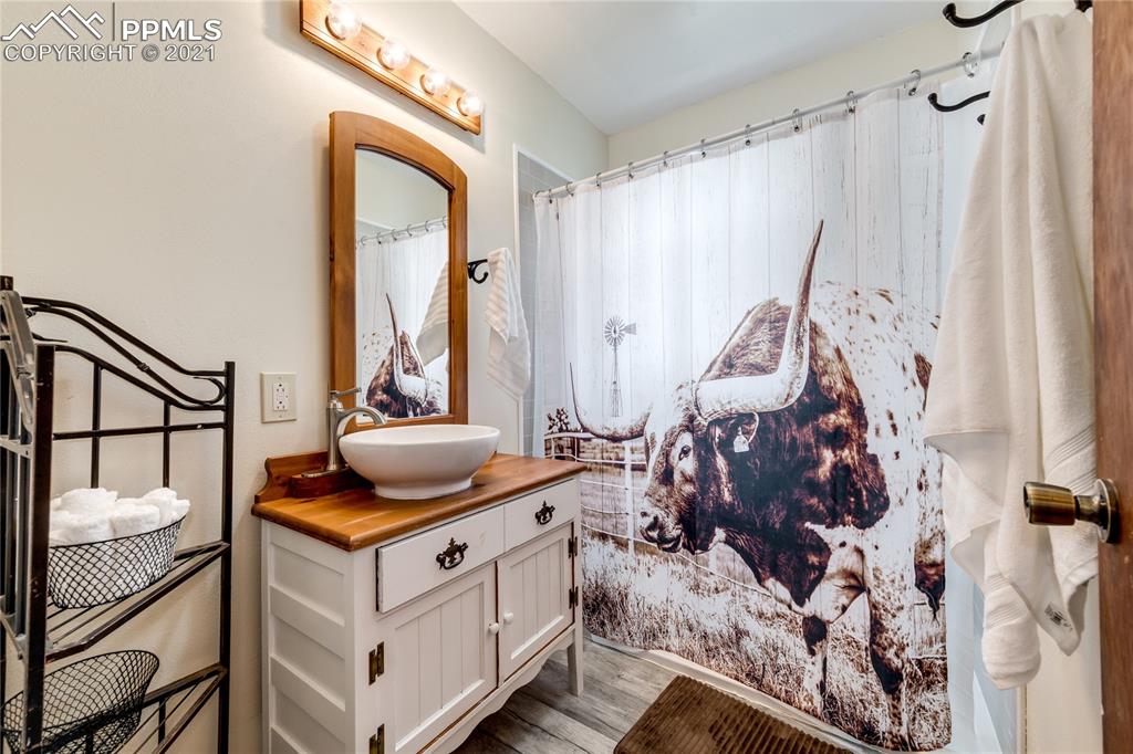 38810 Fossinger Road Rush, CO 80833 - Photo 17 of 35 a bedroom with a bed and a window