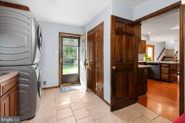 $850,000 | 329 Sherwood Drive, Yardley, PA 19067