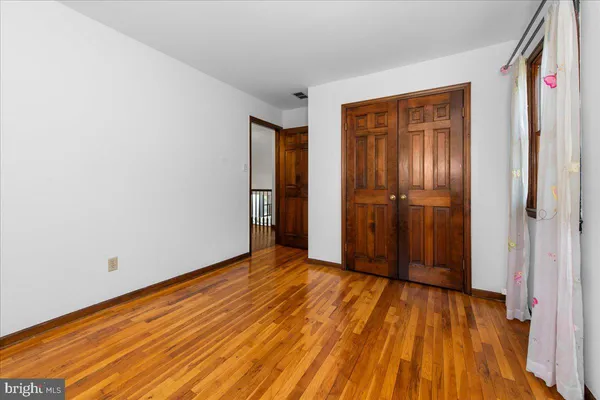 $850,000 | 329 Sherwood Drive, Yardley, PA 19067