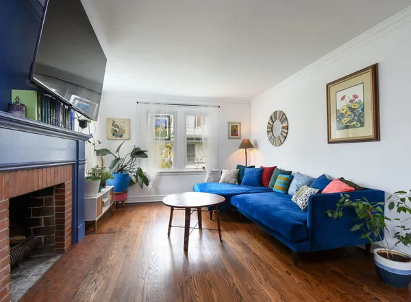 $400,000 | 3517 Hollywood Avenue, Brookfield, IL 60513