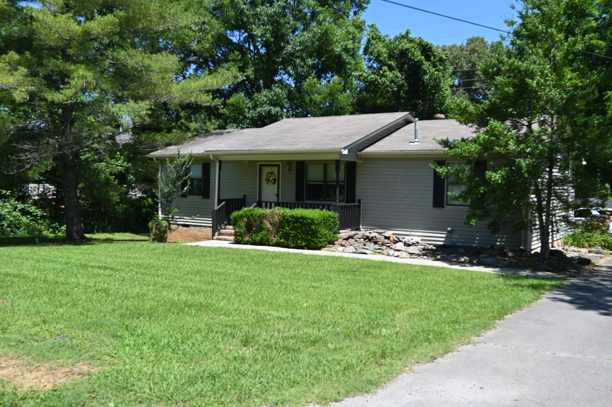 200 Vinewood Road McMinnville, TN 37110 - Photo 4 of 29