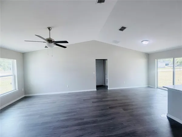 $1,700 | 13439 Southwest 106th Place, Dunnellon, FL 34432