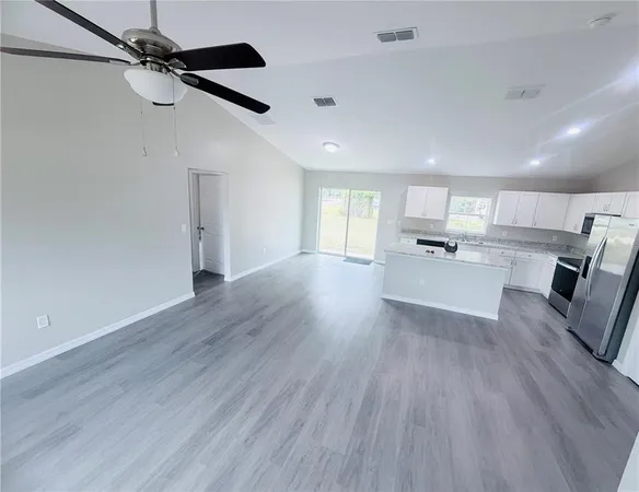 $1,700 | 13439 Southwest 106th Place, Dunnellon, FL 34432