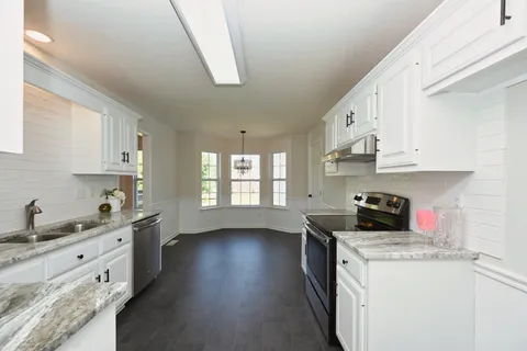 $469,900 | 3002 Meridian Drive, White House, TN 37188