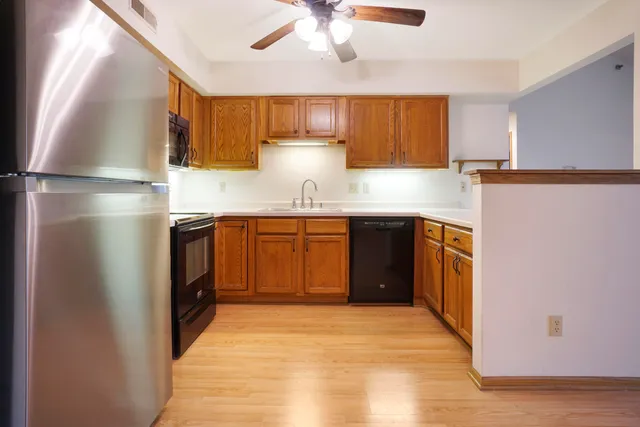 $244,900 | 3646 East Barbara Court, Unit 7, Oak Creek, WI 53154