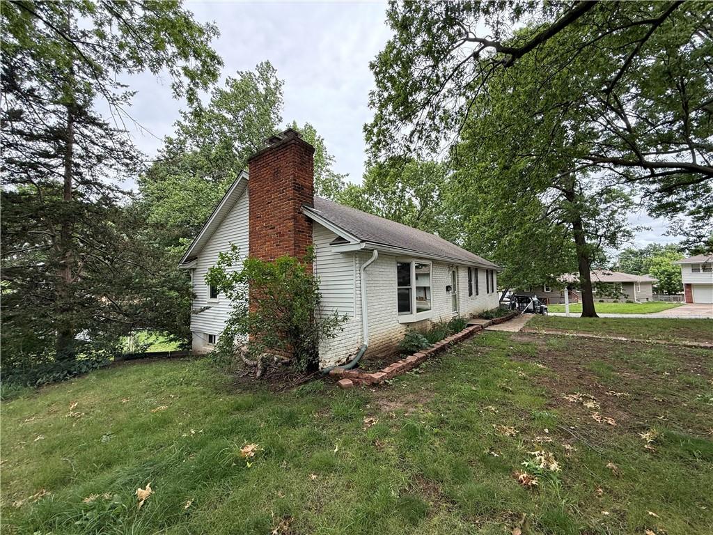 5008 Spring Street Kansas City, MO 64133 - Photo 33 of 36