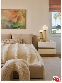 $4,650,000 | 483 South Sherbourne Drive, Los Angeles, CA 90048