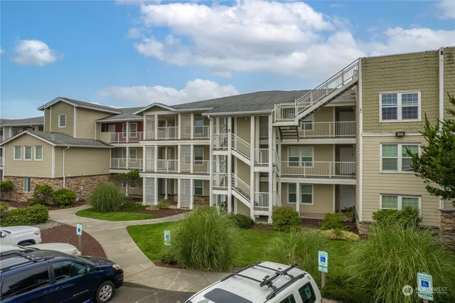 $429,900 | 1600 West Ocean Avenue, Unit 925, Westport, WA 98595