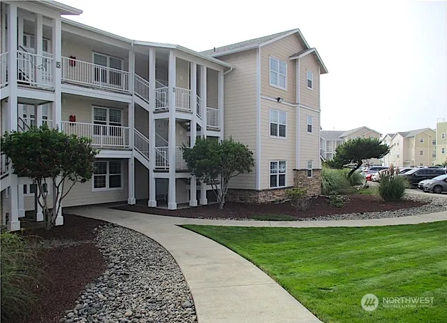 $429,900 | 1600 West Ocean Avenue, Unit 925, Westport, WA 98595