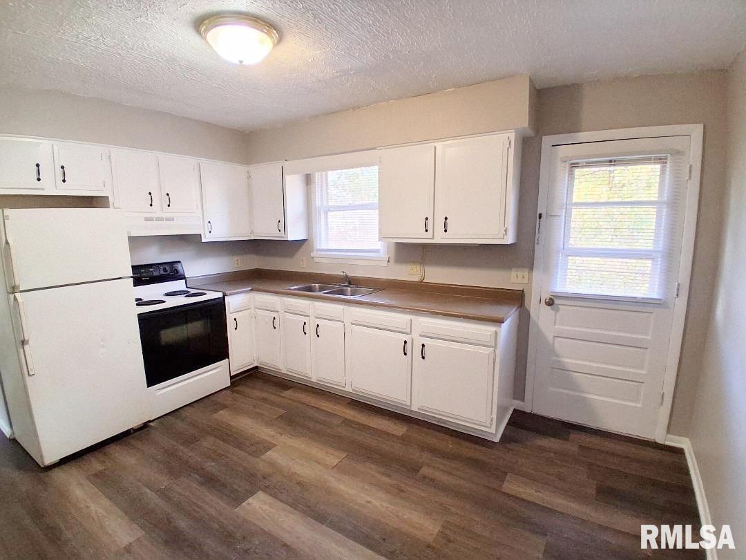 5812 West Farmington Road, Unit A Peoria, IL 61604 - Photo 6 of 11