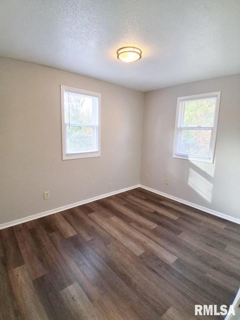 5812 West Farmington Road, Unit A Peoria, IL 61604 - Photo 10 of 11