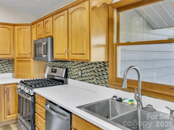 $475,000 | 400 Indian Trail, Franklin, NC 28734