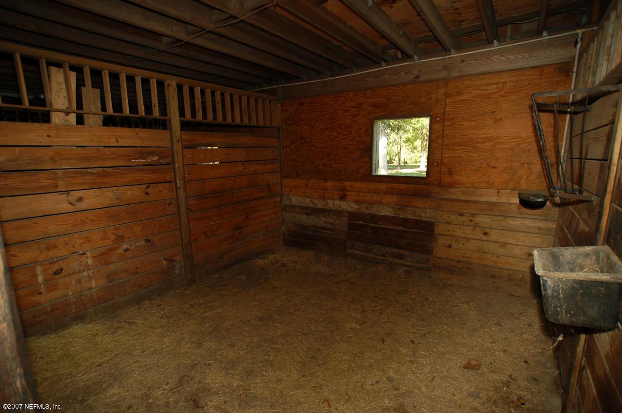 7930 Winder Road Macclenny, FL 32063 - Photo 14 of 18 Horse Stall