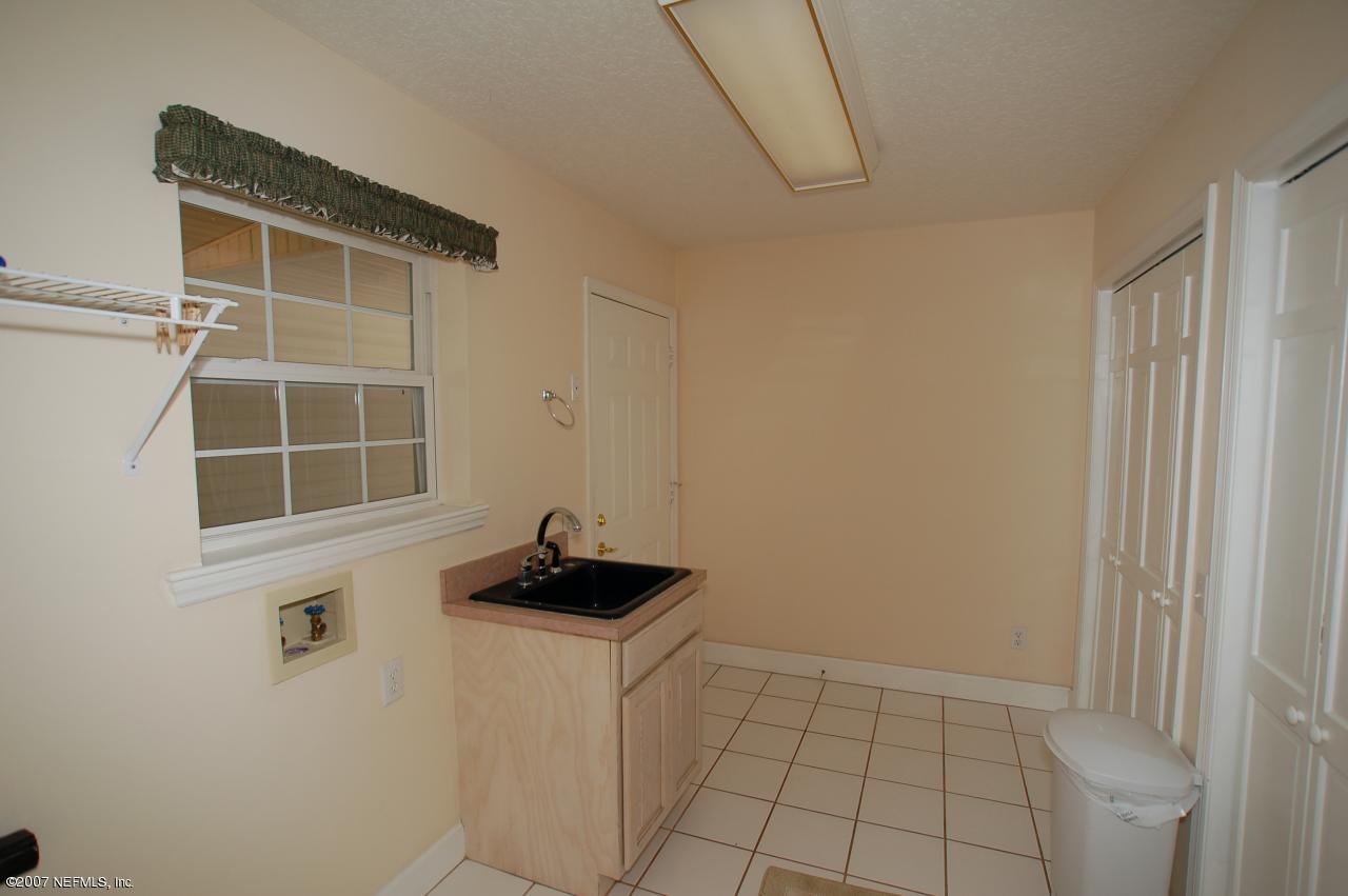 7930 Winder Road Macclenny, FL 32063 - Photo 8 of 18 Laundry Room